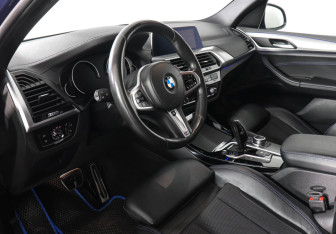 Подержанный автомобиль BMW X3 2020 года (12 фото)