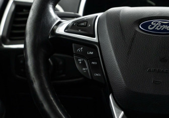 Подержанный автомобиль Ford S-MAX 2018 года (9 фото)