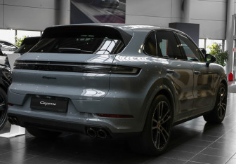 Новый Porsche Cayenne 2025 (23 фото)