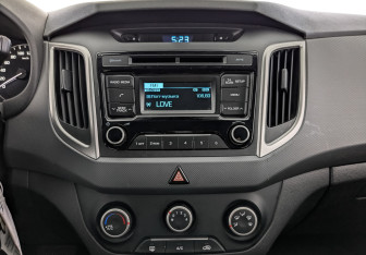 Подержанный автомобиль Hyundai Creta 2017 года (17 фото)