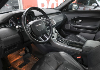 Подержанный автомобиль Land Rover Range Rover Evoque 2018 года (16 фото)