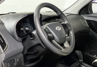 Подержанный автомобиль Hyundai Creta 2020 года (13 фото)