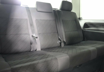 Подержанный автомобиль Volkswagen Multivan 2014 года (11 фото)