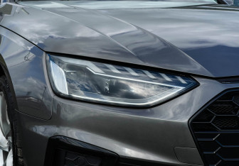 Подержанный автомобиль Audi A4 Sedan 2021 года (19 фото)