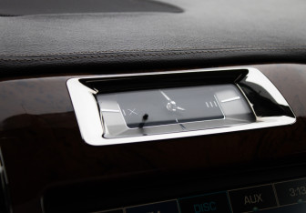 Подержанный автомобиль Cadillac Escalade Suv 2010 года (26 фото)