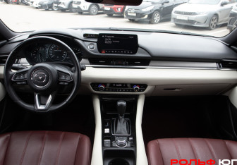 Подержанный автомобиль Mazda 6 Sedan 2021 года (12 фото)