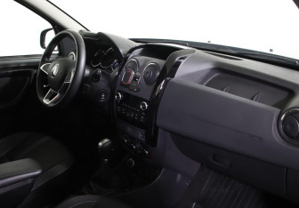 Подержанный автомобиль Renault Duster 2019 года (5 фото)