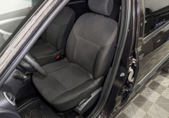 Подержанный автомобиль LADA (ВАЗ) Largus Wagon 2015 года (19 фото)