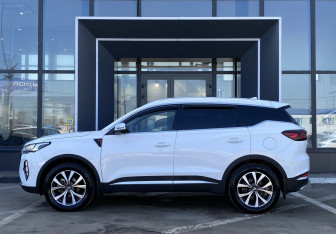 Подержанный автомобиль Chery Tiggo 7 Pro Max 2023 года (8 фото)