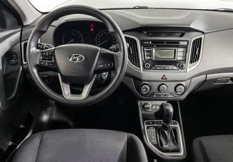Подержанный автомобиль Hyundai Creta 2018 года (12 фото)
