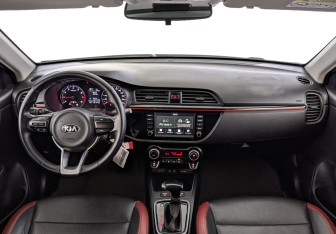 Подержанный автомобиль Kia Rio Sedan 2020 года (14 фото)
