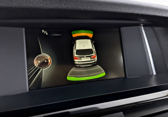 Подержанный автомобиль BMW X3 2016 года (26 фото)