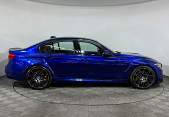 Подержанный автомобиль BMW M3 Sedan 2017 года (6 фото)
