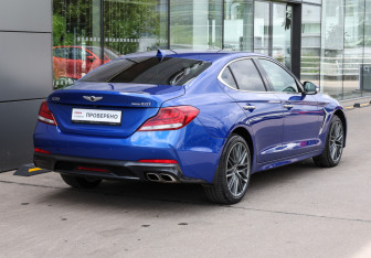 Подержанный автомобиль Genesis G70 2019 года (5 фото)