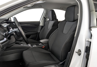 Подержанный автомобиль Skoda Octavia Liftback 2022 года (20 фото)