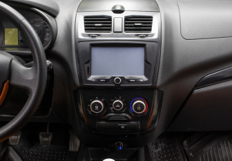 Подержанный автомобиль LADA (ВАЗ) Kalina Wagon 2015 года (15 фото)