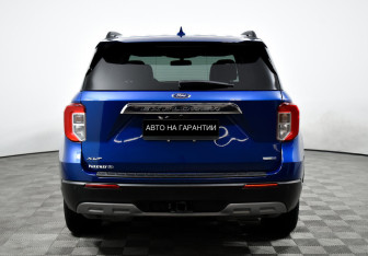 Подержанный автомобиль Ford Explorer 2020 года (4 фото)