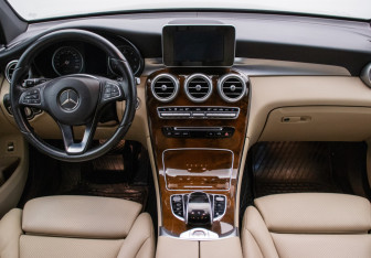 Подержанный автомобиль Mercedes-Benz GLC Coupe 2015 года (13 фото)