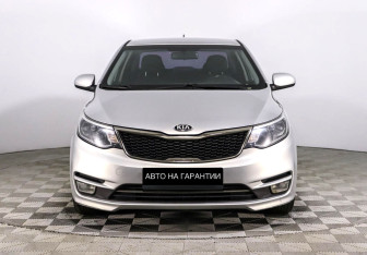 Подержанный автомобиль Kia Rio Sedan 2015 года (2 фото)