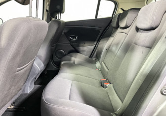 Подержанный автомобиль Renault Megane Hatchback 2012 года (10 фото)