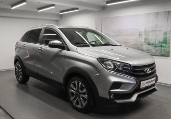 Подержанный автомобиль LADA (ВАЗ) XRAY 2021 года (3 фото)