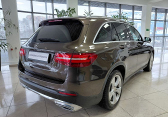 Подержанный автомобиль Mercedes-Benz GLC Coupe 2015 года (3 фото)