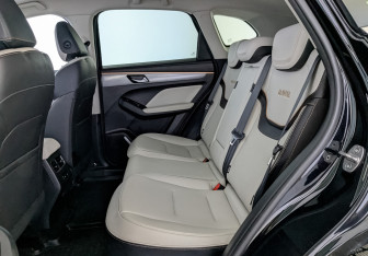 Подержанный автомобиль Haval Jolion 2023 года (18 фото)