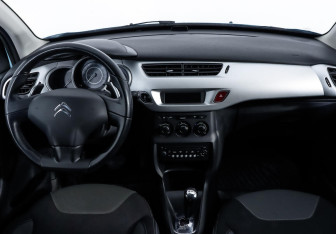 Подержанный автомобиль Citroen C3 Hatchback 2012 года (6 фото)
