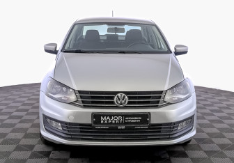 Подержанный автомобиль Volkswagen Polo Sedan 2015 года (2 фото)