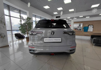 Подержанный автомобиль Changan CS55PLUS 2024 года (6 фото)