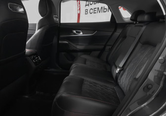 Подержанный автомобиль Changan UNI-K 2023 года (10 фото)