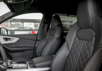 Новый Audi SQ7 2025 (17 фото)