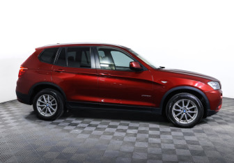 Подержанный автомобиль BMW X3 2012 года (4 фото)