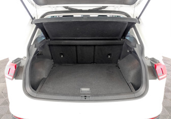 Подержанный автомобиль Volkswagen Tiguan 2021 года (10 фото)