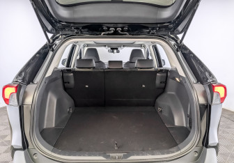 Новый Toyota RAV4 2025 (8 фото)