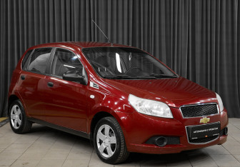 Подержанный автомобиль Chevrolet Aveo Hatchback 2008 года (3 фото)