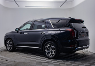 Подержанный автомобиль Hyundai Palisade 2020 года (3 фото)