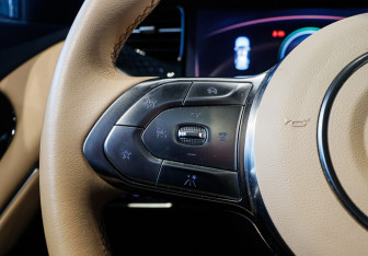 Подержанный автомобиль Voyah Free 2022 года (20 фото)