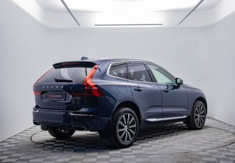 Подержанный автомобиль Volvo XC60 2018 года (5 фото)