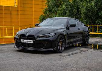 Подержанный автомобиль BMW M4 Coupe 2020 года (1 фото)