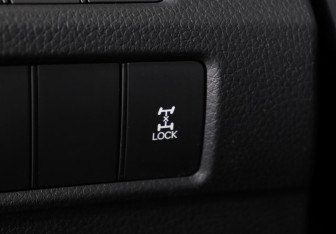 Подержанный автомобиль Hyundai Santa Fe 2016 года (12 фото)