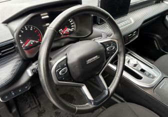 Подержанный автомобиль Haval Jolion 2023 года (14 фото)