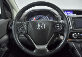 Подержанный автомобиль Honda CR-V 2017 года (6 фото)