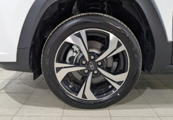 Новый Москвич 3 2023 (12 фото)