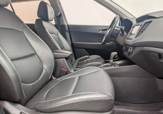 Подержанный автомобиль Hyundai Creta 2018 года (10 фото)