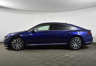 Подержанный автомобиль Volkswagen Arteon 2019 года (7 фото)