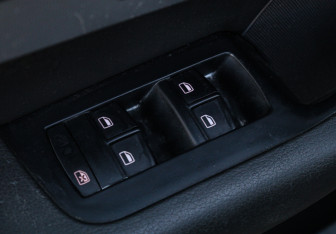 Подержанный автомобиль Audi A6 Sedan 2009 года (13 фото)