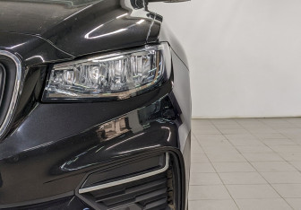 Подержанный автомобиль Geely Atlas Pro 2023 года (18 фото)