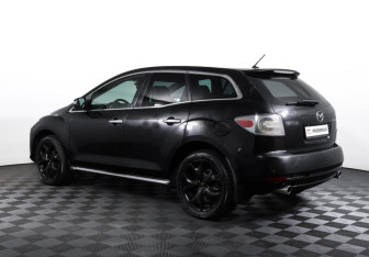 Подержанный автомобиль Mazda CX-7 2010 года (7 фото)