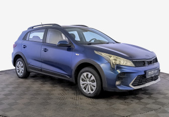 Подержанный автомобиль Kia Rio Hatchback 2021 года (3 фото)